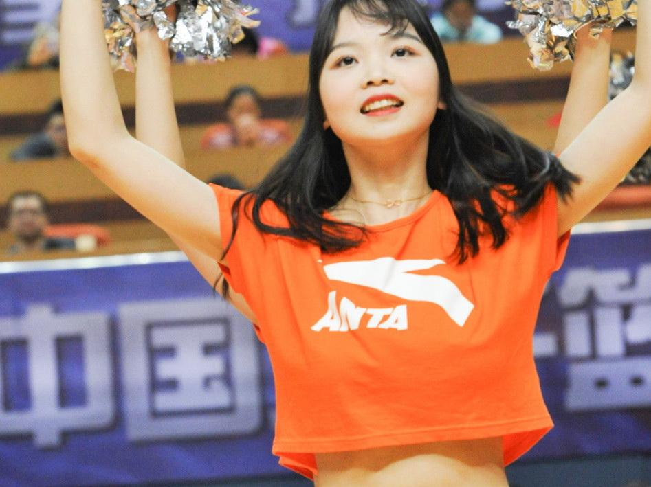 张翔玲结婚没有_张翔玲和高地平_张翔玲多高